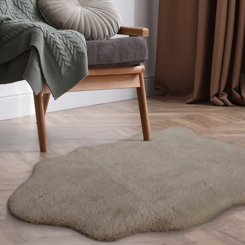 Luxury Faux Fur Plain Modern Shaped Rug 2 in Natural